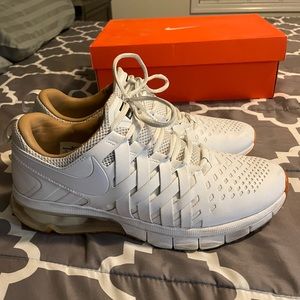 Men’s Nike Fingertrap shoes